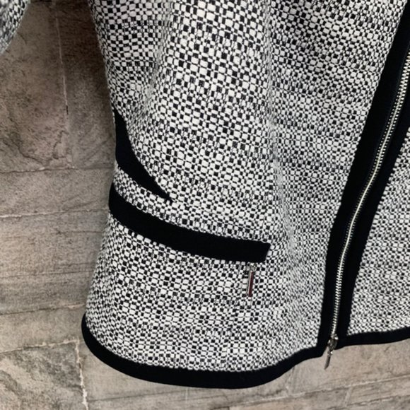 White House Black Market CONTRAST TWEED JACKET - Picture 3 of 8